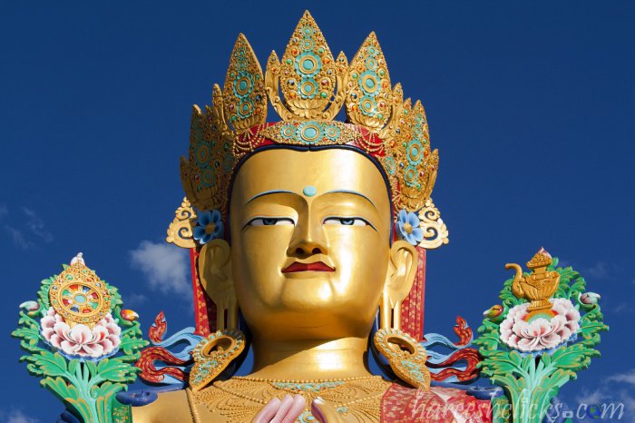 Maitreya-Buddha-face.jpg